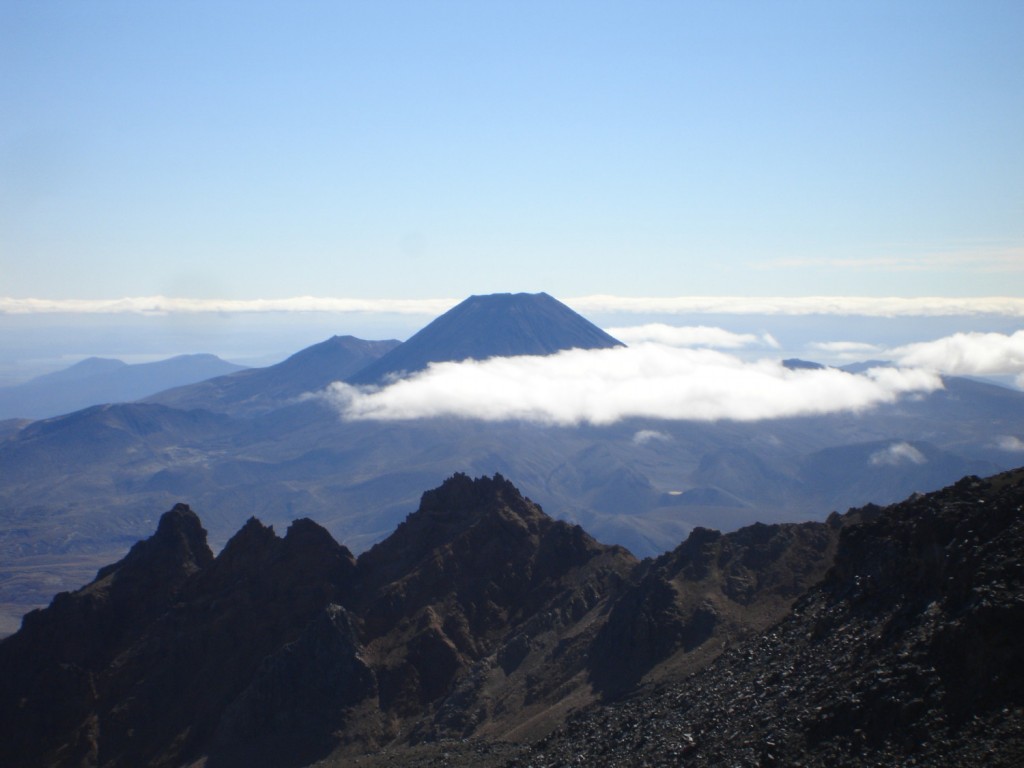 Mt Ngarahoe from Mt Ruapehu